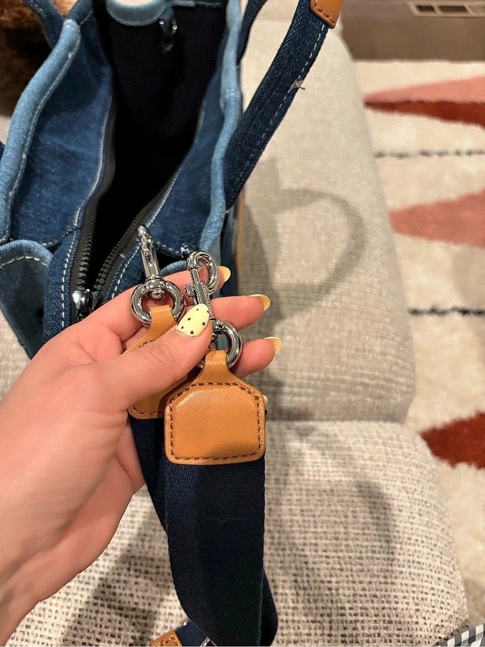 ✨Marc Jacobs (EUC) The Denim Small Tote Bag Patchwork✨ - Picture 5 of 10